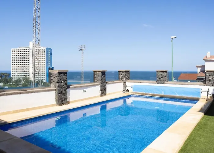 Syrah Puerto de la Cruz (Tenerife)